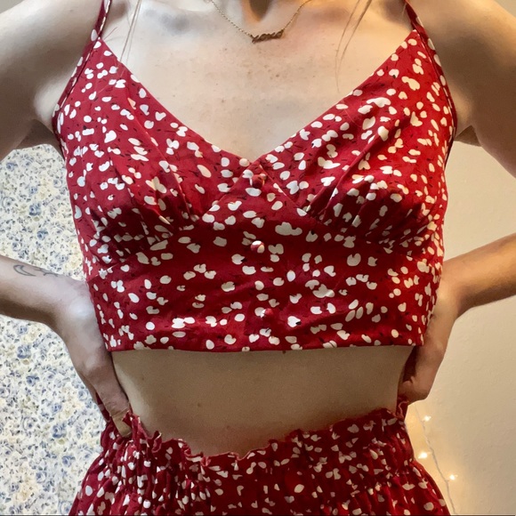 SHEIN, two piece-crop top & skirt! Red floral print, size medium - Picture 5 of 6
